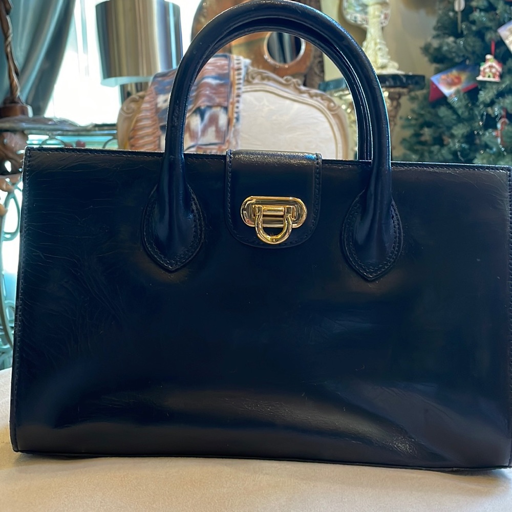 Nordstrom vintage genuine leather navy blue hand bag